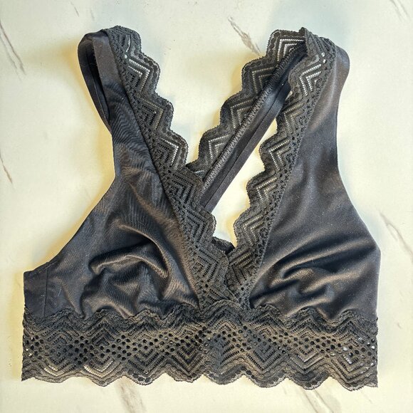 Black and Grey Bralette Bundle of 3 bralettes - Picture 5 of 10